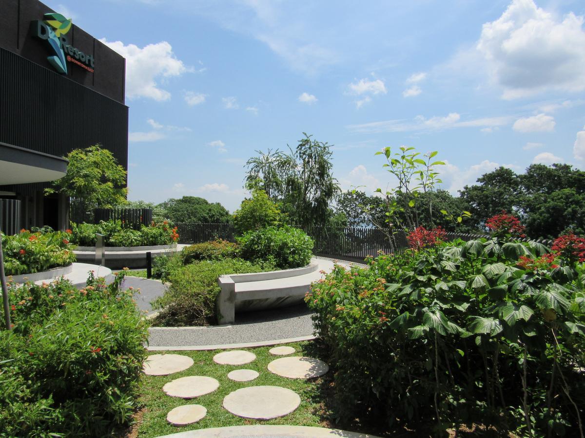 D'Resort @ Downtown East Singapore Esterno foto